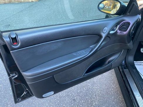 Used 2006 Pontiac GTO image 12