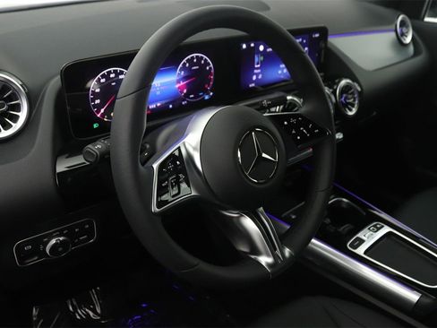 New 2026 Mercedes-Benz GLA 250 image 5