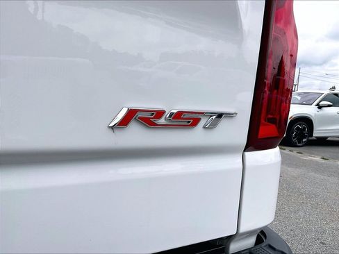 Used 2023 Chevrolet Silverado 1500 RST AWD/4WD image 27