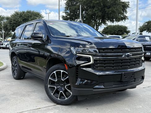 Used 2021 Chevrolet Tahoe RST AWD/4WD image 2