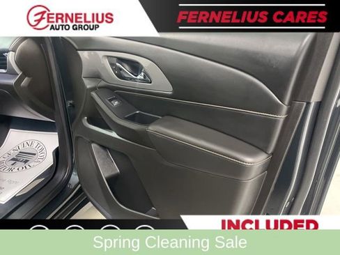 Used 2021 Chevrolet Traverse LT FWD image 16