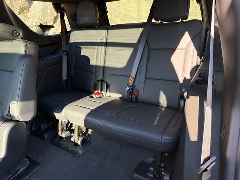 Used 2026 GMC Yukon Denali w/ Sun & Power Step Package AWD/4WD image 21