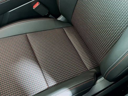 New 2026 Nissan Kicks SR w/ Cold Weather Package image 19