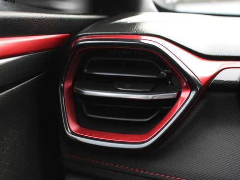 Used 2024 Chevrolet TrailBlazer RS image 26