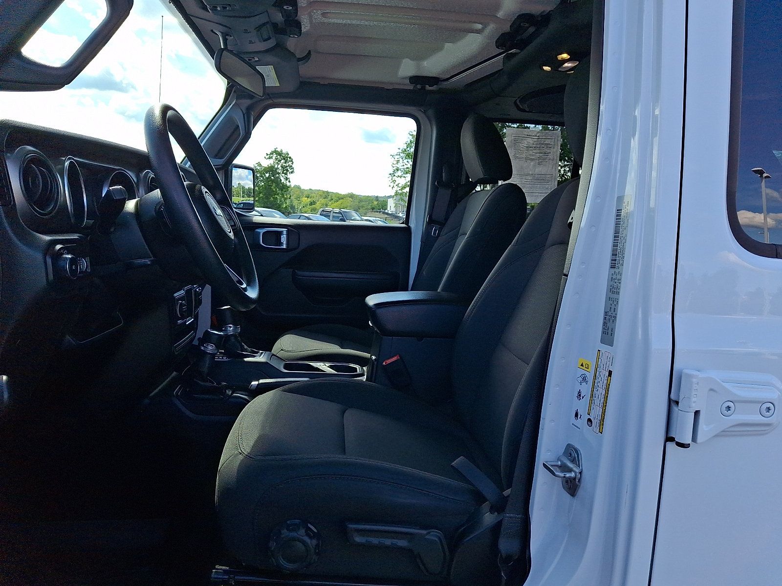 Used 2019 Jeep Wrangler Unlimited Sport AWD/4WD image 14