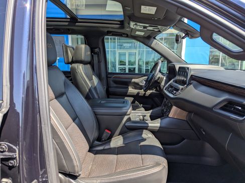 Certified 2021 Chevrolet Tahoe High Country w/ Premium Package AWD/4WD image 48