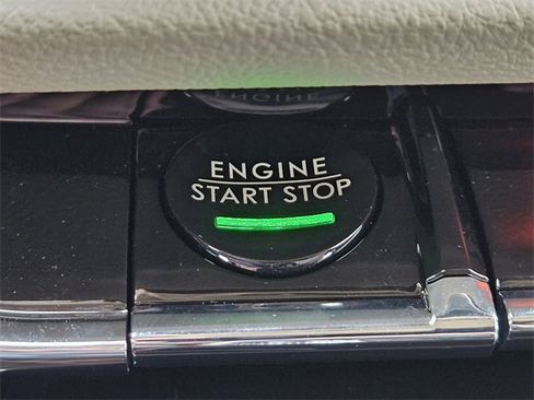 New 2025 Lincoln Corsair Reserve w/ Equipment Group 202A image 20