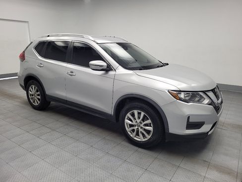 Used 2019 Nissan Rogue SV FWD image 11