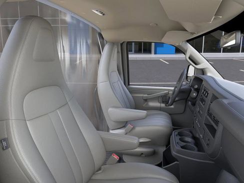 New 2025 Chevrolet Express 3500 w/ Driver Convenience Package RWD image 17