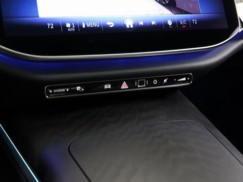 New 2026 Mercedes-Benz E 450 4MATIC Sedan image 22