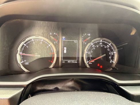 Used 2023 Toyota 4Runner Limited AWD/4WD image 20