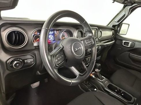 Used 2021 Jeep Wrangler Unlimited Sport AWD/4WD image 13
