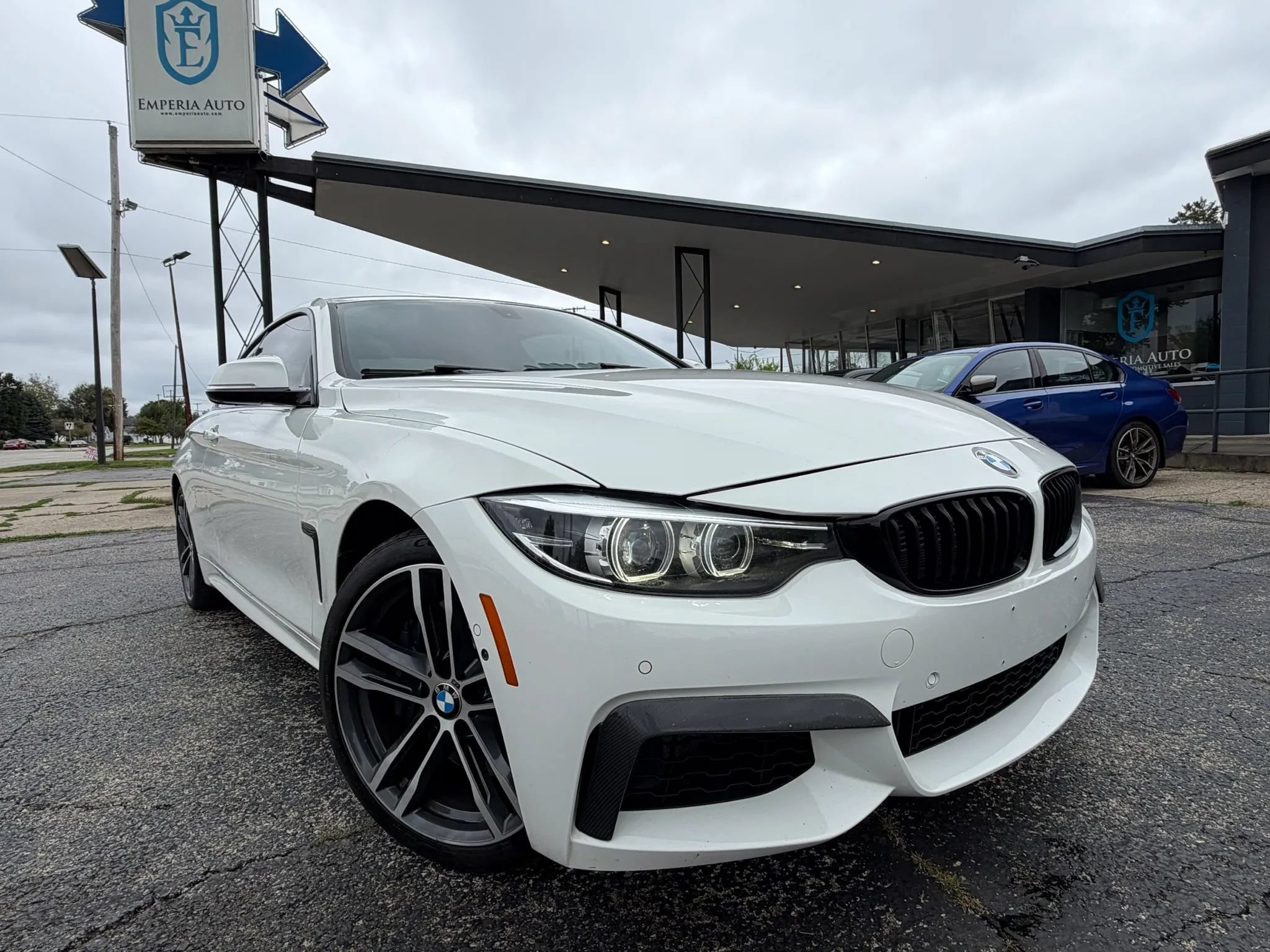 Used 2018 BMW 440i xDrive Coupe w/ Premium Package Enhanced AWD/4WD image 3