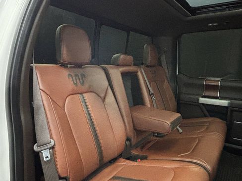 Used 2019 Ford F250 King Ranch w/ King Ranch Ultimate Package AWD/4WD image 34