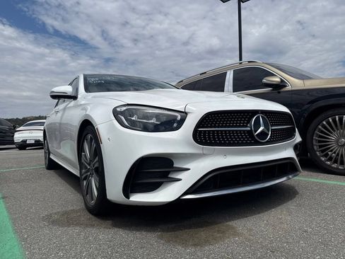 Used 2023 Mercedes-Benz E 350 Sedan image 3