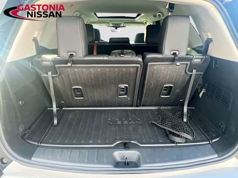 Used 2025 Nissan Pathfinder Platinum w/ Cargo Package image 35