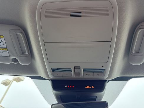 Used 2024 MAZDA CX-30 AWD 2.5 S w/ Preferred Package image 22