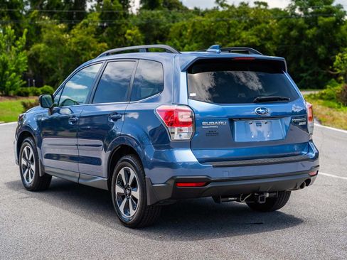 Used 2017 Subaru Forester 2.5i Limited w/ Popular Package #1 AWD/4WD image 5