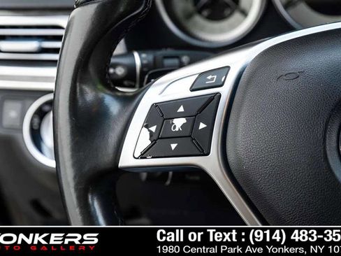 Used 2016 Mercedes-Benz E 350 4MATIC Wagon image 30