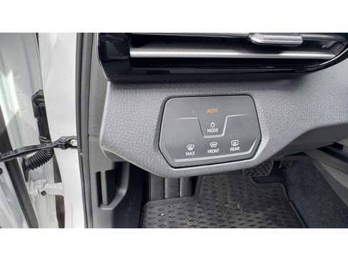 New 2026 Volkswagen ID.4 Pro AWD/4WD image 13