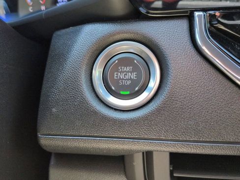 Used 2025 Chevrolet Colorado Trail Boss AWD/4WD image 19
