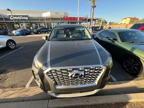 Used 2021 Hyundai Palisade SEL w/ Premium Package image 4