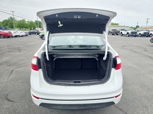 Used 2015 Ford Fiesta S FWD image 9