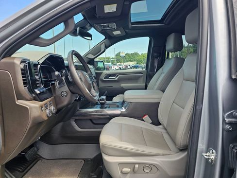 Used 2025 Chevrolet Silverado 1500 LTZ w/ LTZ Premium Package AWD/4WD image 21