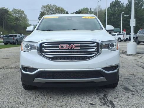 Used 2019 GMC Acadia SLT w/ LPO, Cargo Package FWD image 2