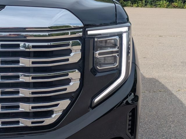 Used 2024 GMC Sierra 1500 Denali w/ Denali Reserve Package AWD/4WD image 13