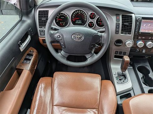 Used 2011 Toyota Tundra Limited image 16