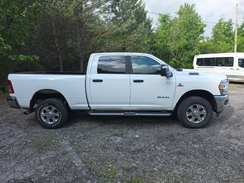 Used 2024 RAM 2500 Big Horn w/ Off Road Package AWD/4WD image 2