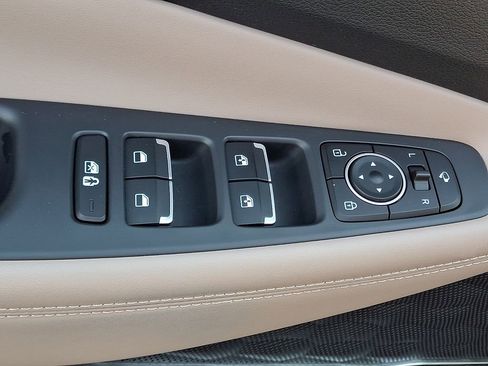 Used 2023 Hyundai Santa Fe Limited AWD/4WD image 26