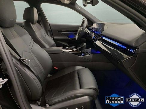 Used 2025 BMW 530i xDrive image 71