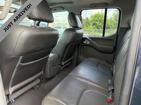Used 2017 Nissan Frontier PRO-4X w/ Pro-4x Luxury Package AWD/4WD image 9