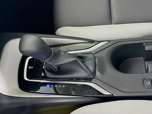 Used 2026 Toyota Corolla LE image 17