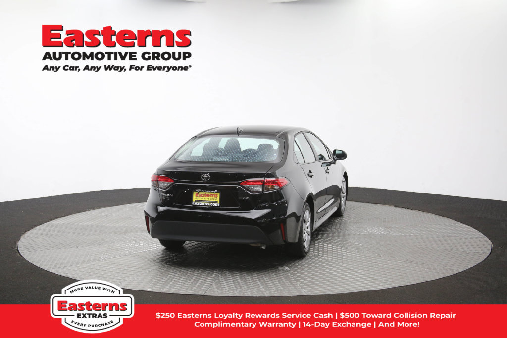 Used 2025 Toyota Corolla LE FWD image 38