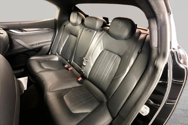 Used 2017 Maserati Ghibli RWD image 19