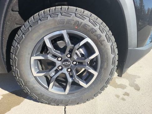 New 2026 Chevrolet Equinox ACTIV image 33