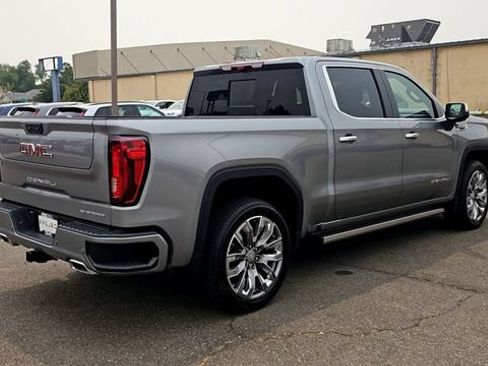 New 2026 GMC Sierra 1500 Denali w/ Denali Reserve Package AWD/4WD image 9