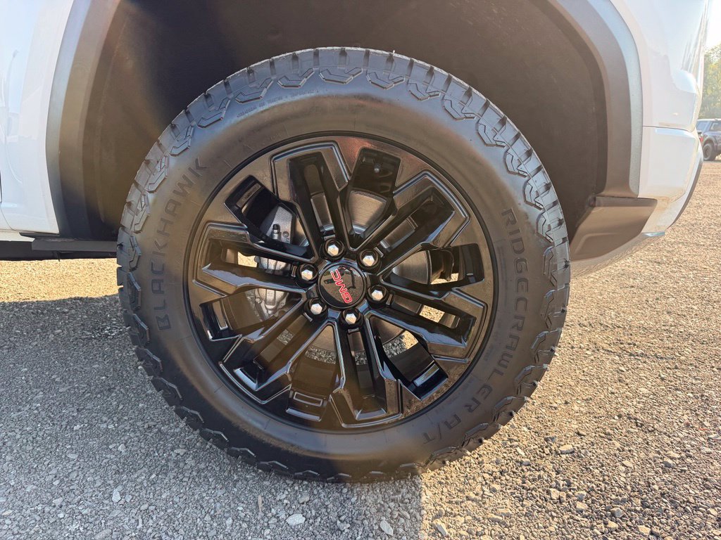 Used 2023 GMC Canyon AT4 AWD/4WD image 23