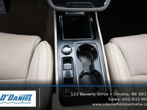 Used 2022 Lincoln Corsair Reserve w/ Equipment Group 201A AWD/4WD image 33