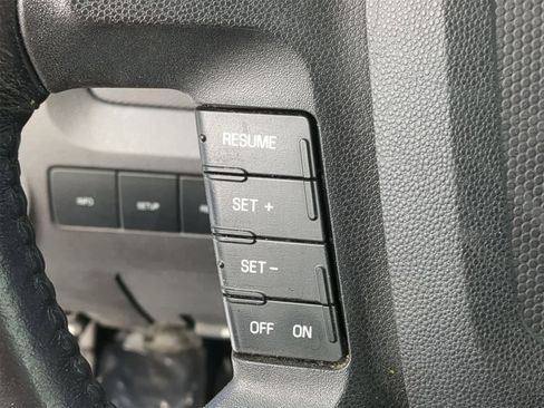 Used 2009 Ford Escape XLT image 23