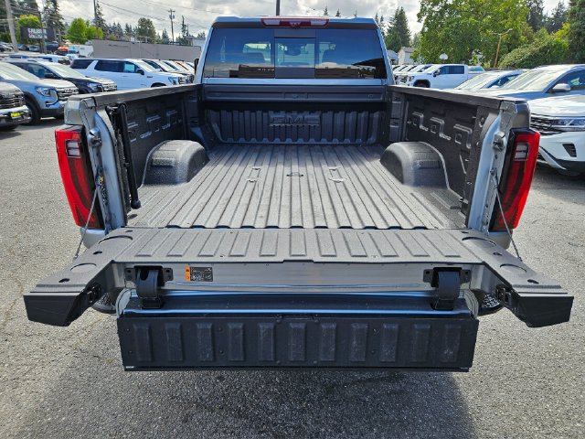 Used 2025 GMC Sierra 2500 Denali Ultimate w/ Max Trailering Package AWD/4WD image 16