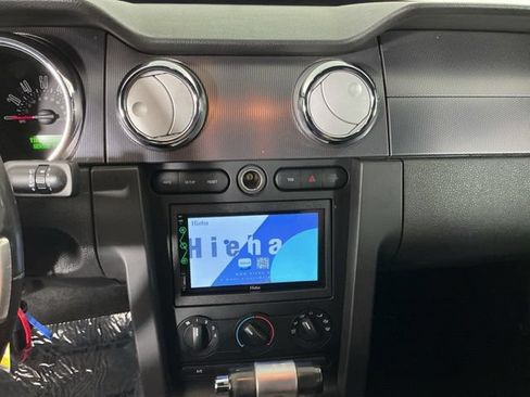 Used 2007 Ford Mustang Premium RWD image 17