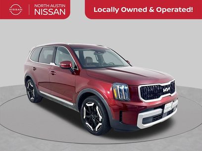 Used 2023 Kia Telluride EX w/ EX Captain's Chair Package