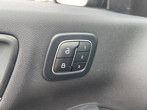 Used 2024 Ford Escape Platinum w/ Premium Technology Package AWD/4WD image 22