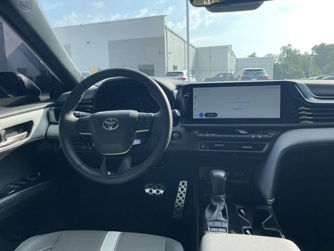 Used 2025 Toyota Camry SE w/ Multimedia Upgrade Package FWD image 15