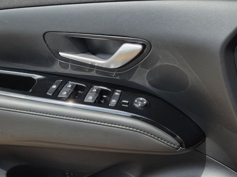 Certified 2024 Hyundai Tucson Limited AWD/4WD image 20