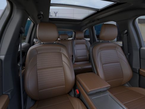 New 2026 Lincoln Nautilus Reserve w/ Jet Appearance Package AWD/4WD image 10